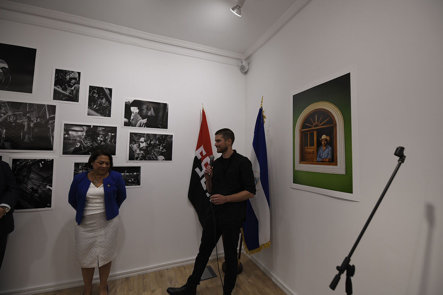 Jackson Gallagher Event in Zari Gallery
