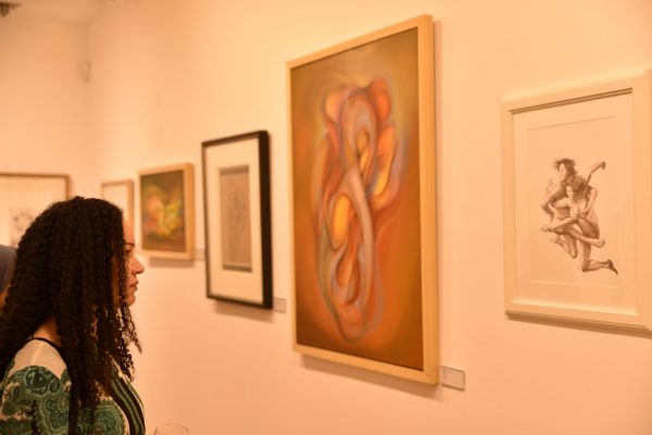 Armando Ara viewing